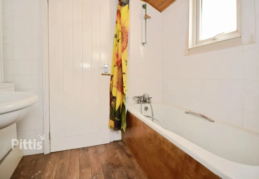  - Fort Street Sandown PO36 - Wards of Kent