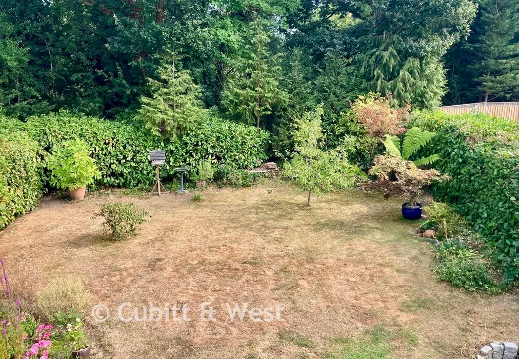 Rear Garden - Mill Mead, Ashington, Pulborough, West Sussex - Wards of Kent