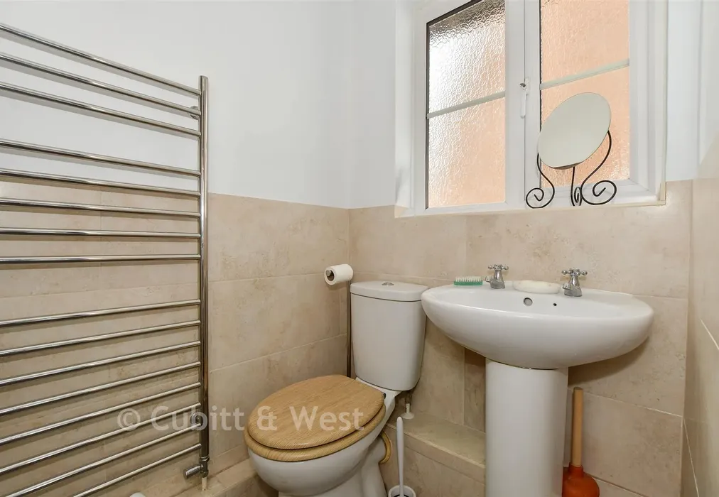 En-Suite Shower Room - Mill Mead, Ashington, Pulborough, West Sussex - Wards of Kent