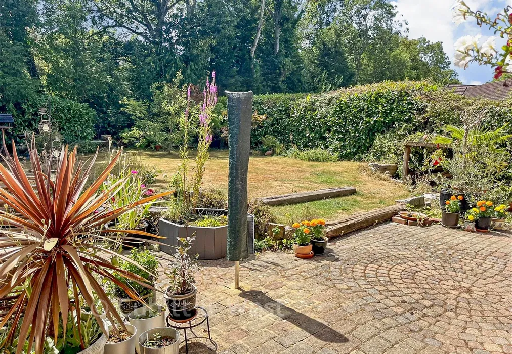 Rear Garden - Mill Mead, Ashington, Pulborough, West Sussex - Wards of Kent