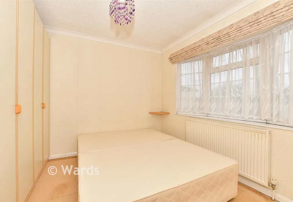 Bedroom 2 - Charing, Ashford, Kent - Wards of Kent