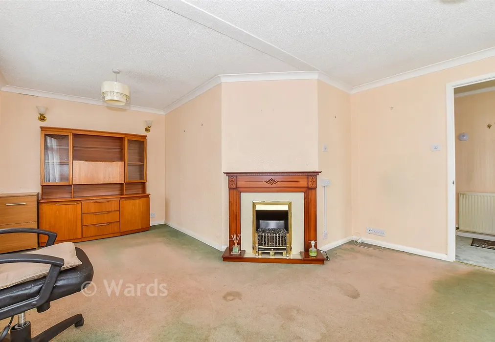 Lounge - Charing, Ashford, Kent - Wards of Kent