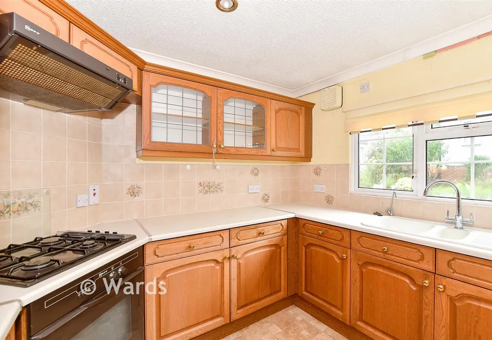 Kitchen - Charing, Ashford, Kent - Wards of Kent