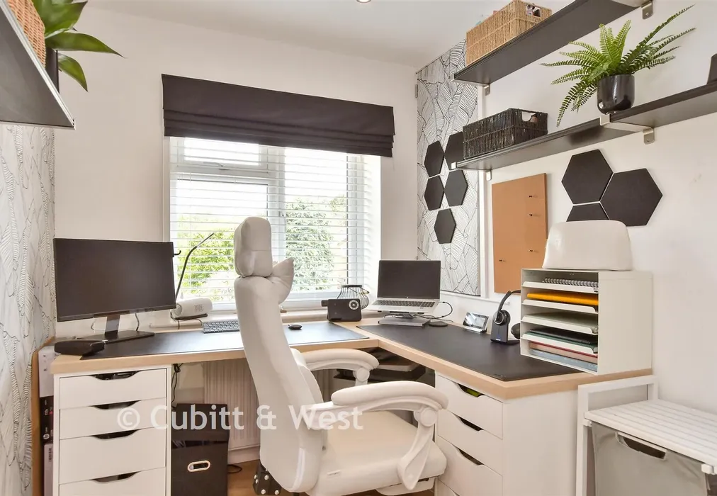 Bedroom 3 - Merton Close, Bognor Regis, West Sussex - Wards of Kent