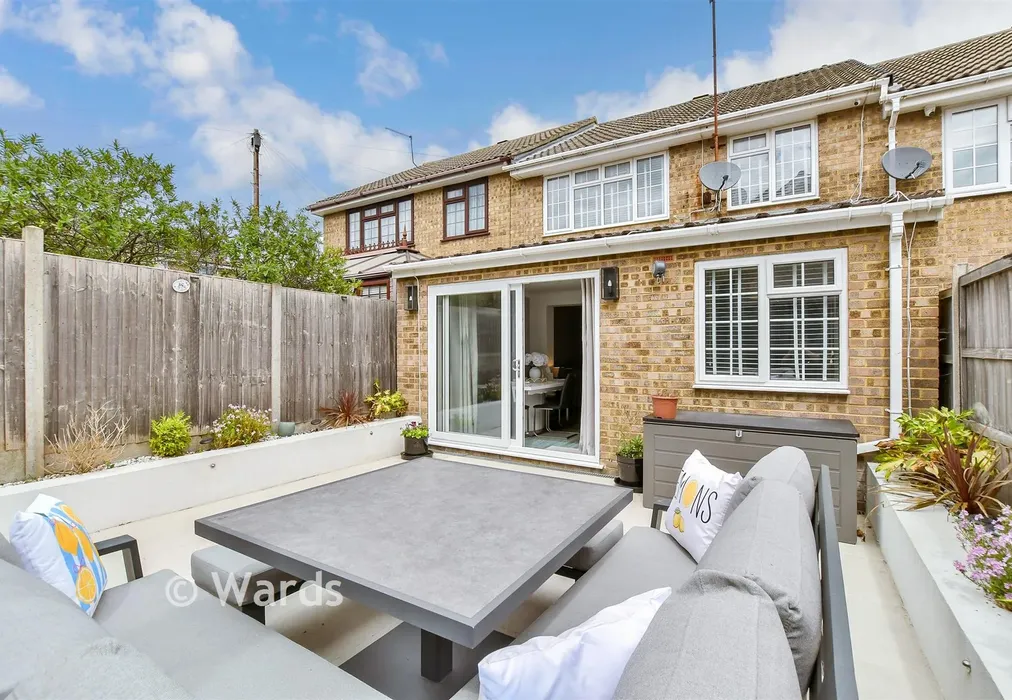 Rear Garden - Coventry Close, Strood, Rochester, Kent - Wards of Kent