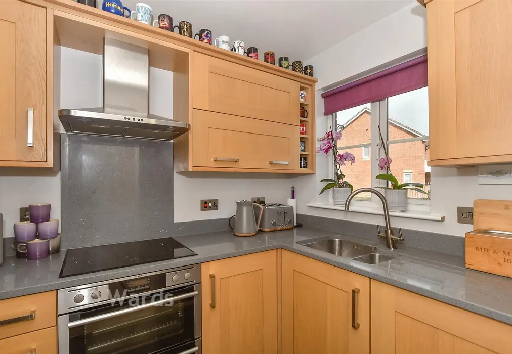 Kitchen - Peregrine Close, Hythe, Kent - Wards of Kent