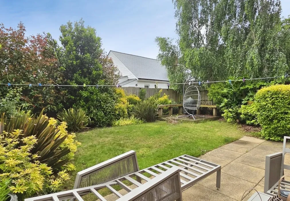 user_edited_photo... - Priors Orchard Southbourne PO10 - Wards of Kent