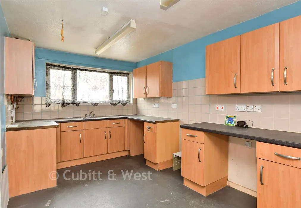 Kitchen/ Diner - Carden Avenue, Patcham, East Sussex - Wards of Kent