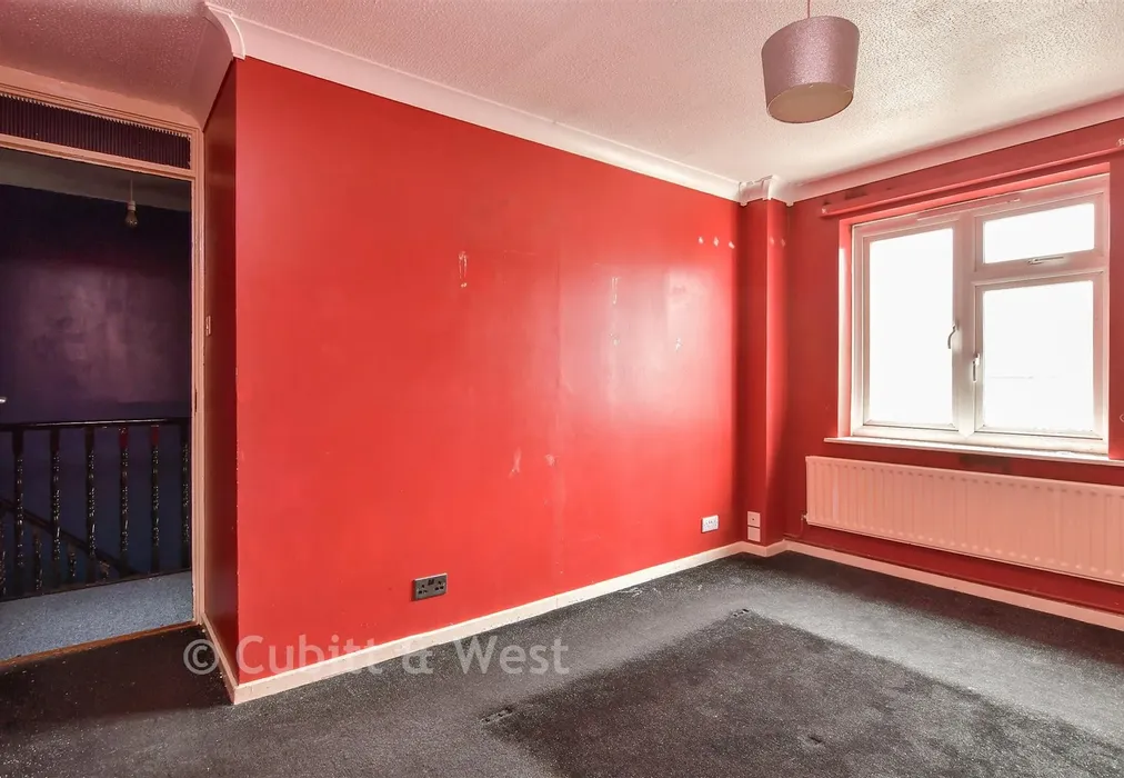 Bedroom 2 - Carden Avenue, Patcham, East Sussex - Wards of Kent