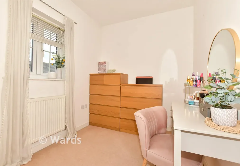 Bedroom 2 - Carter Close, Hawkinge, Folkestone, Kent - Wards of Kent