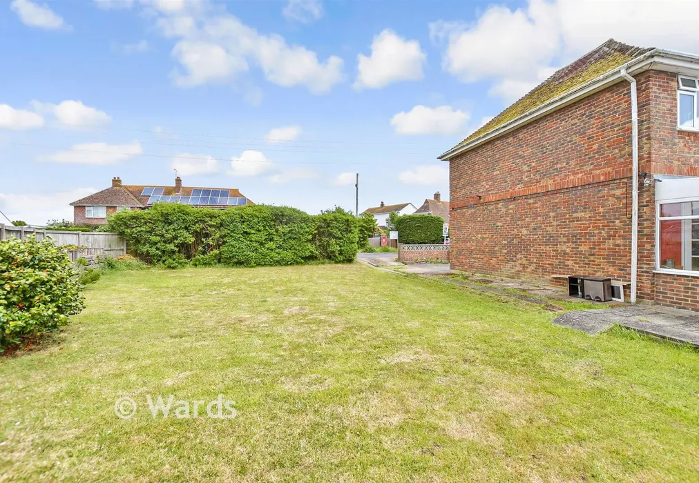 Rear Garden - Redoubt Way, Dymchurch, Kent - Wards of Kent