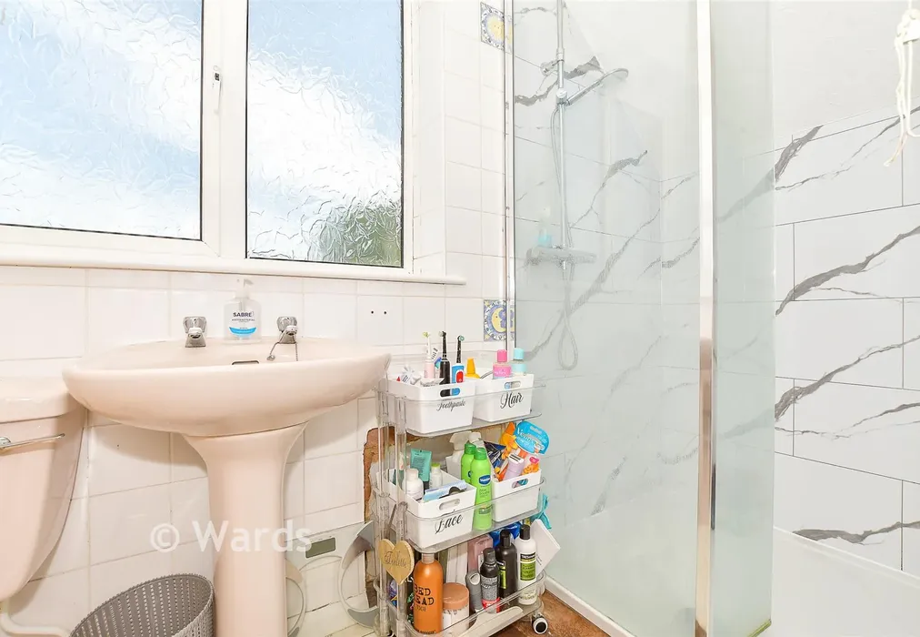 En-Suite Shower Room - Higham Lane, Tonbridge, Kent - Wards of Kent