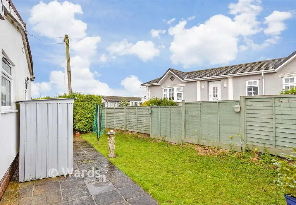 Rear Garden - Rye Lane, Otford, Sevenoaks, Kent - Wards of Kent