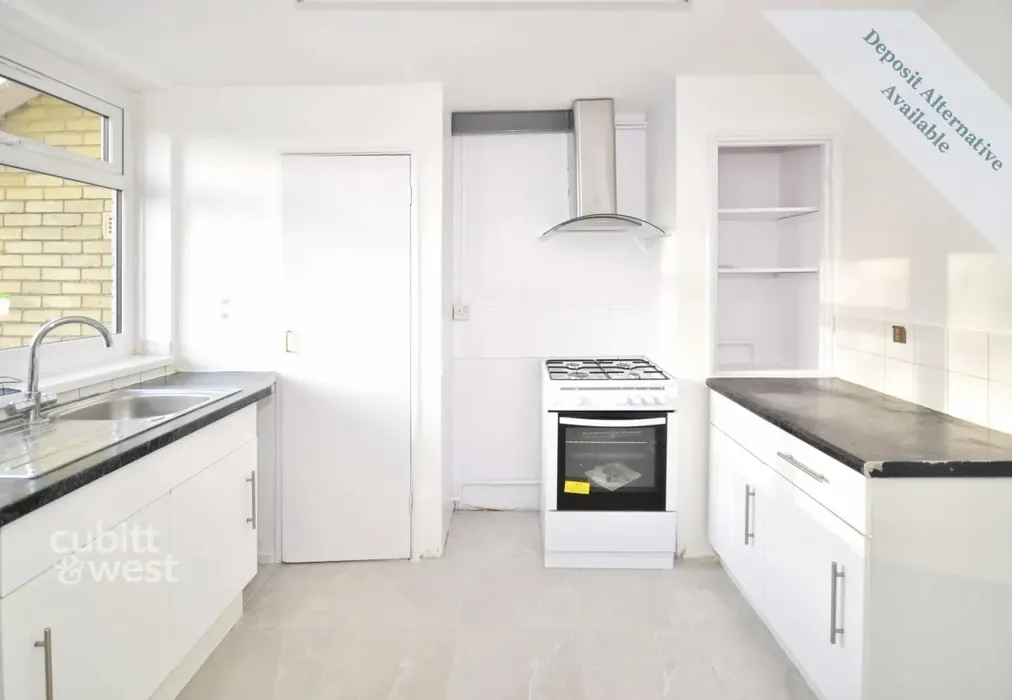 Kitchen - Gales Drive, Crawley, RH10 - Wards of Kent