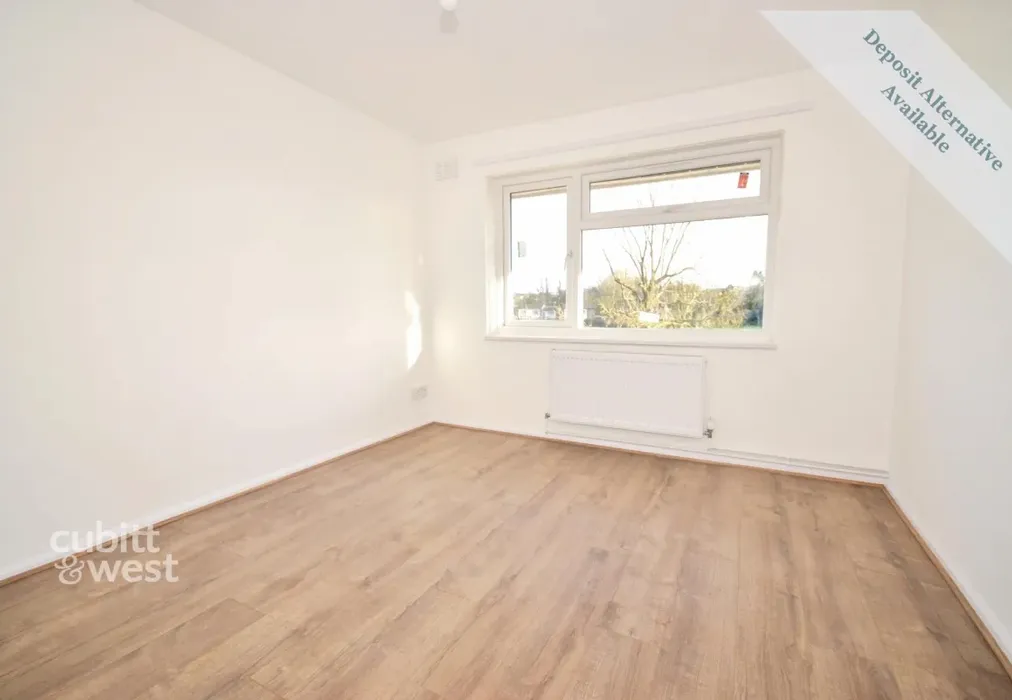 Bedroom 2 - Gales Drive, Crawley, RH10 - Wards of Kent