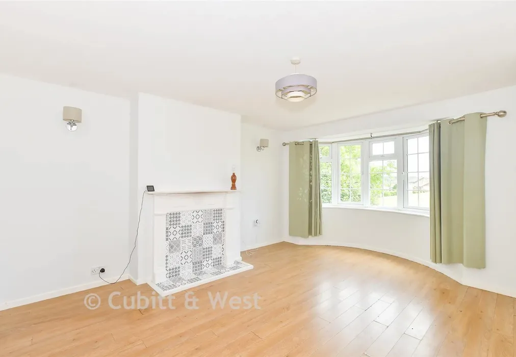 Living Room - The Dene, Uckfield, East Sussex - Wards of Kent