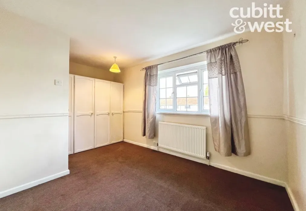 Bedroom 2 - St. Edmund's Close, Crawley, RH11 - Wards of Kent