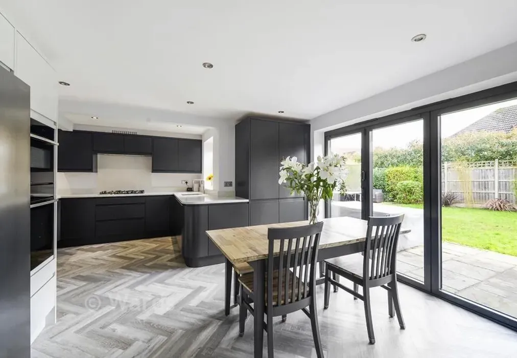 Diner - Anson Avenue, West Malling, Kent - Wards of Kent