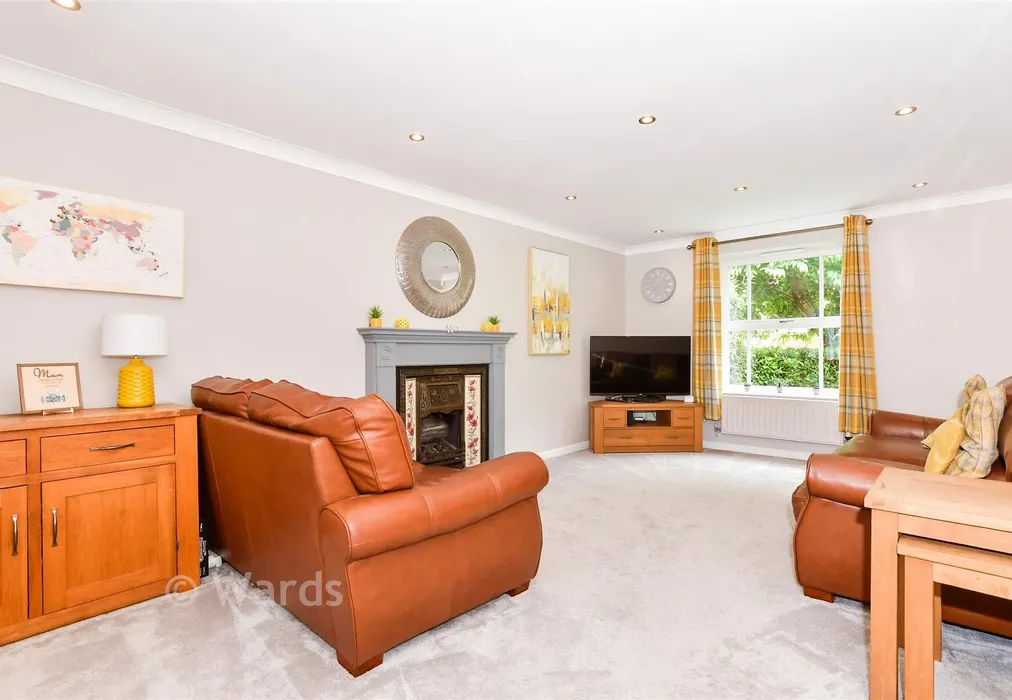 Lounge - Anson Avenue, West Malling, Kent - Wards of Kent