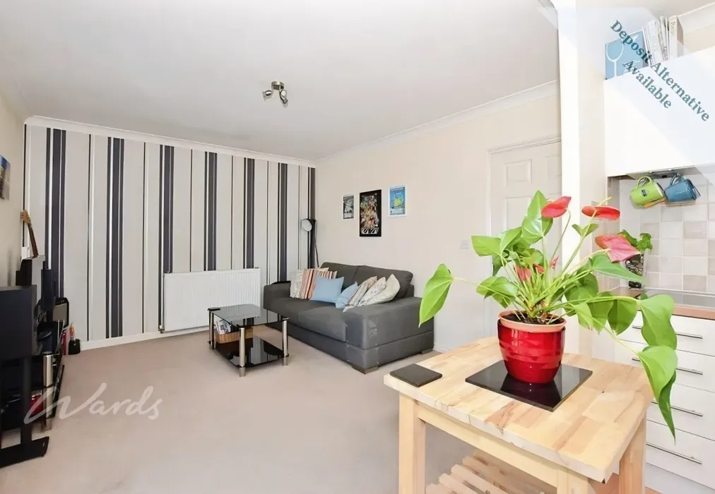 Edge 23 open plan... - High Street St. Lawrence CT11 - Wards of Kent