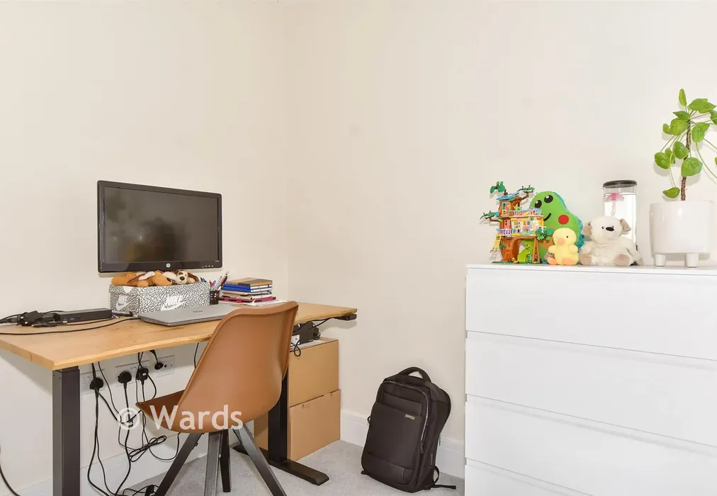 Internal Lifestyle Photograph - Arras Close, Folkestone, Kent - Wards of Kent