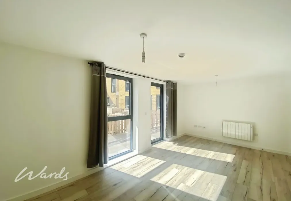 Living Room - Upper Stone Street Maidstone ME15 - Wards of Kent