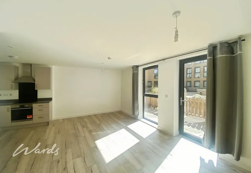 Living/Dining Area - Upper Stone Street Maidstone ME15 - Wards of Kent