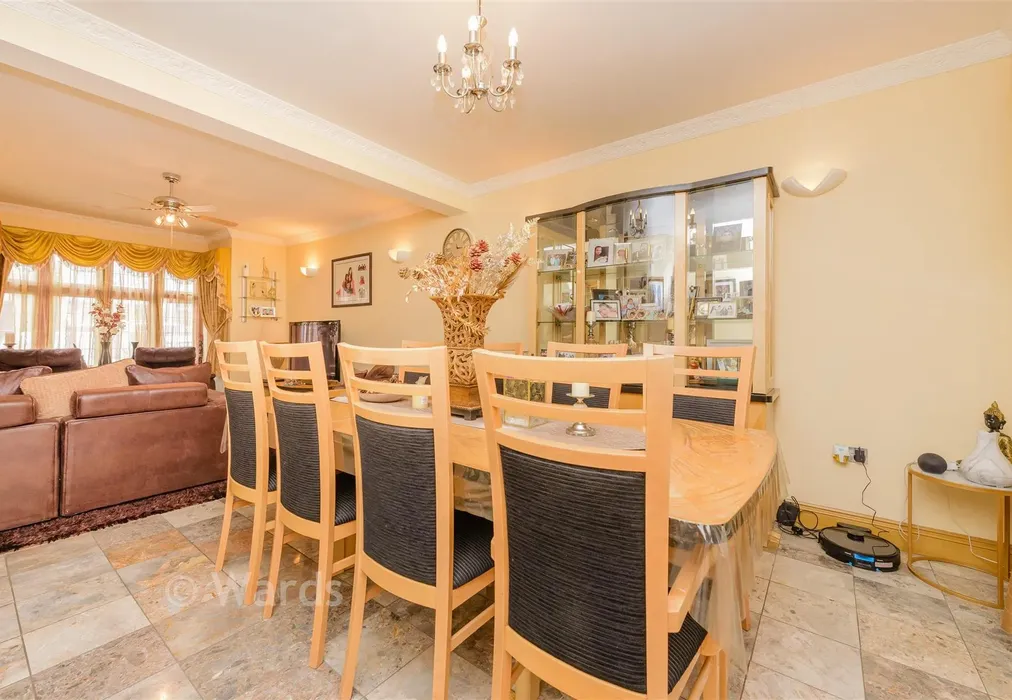 Lounge/Diner - Sun Lane, Gravesend, Kent - Wards of Kent