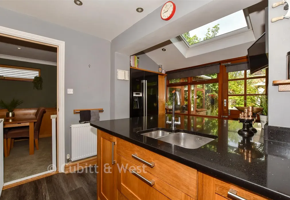 Kitchen - Singleton Road, Broadbridge Heath, West Sussex - Wards of Kent