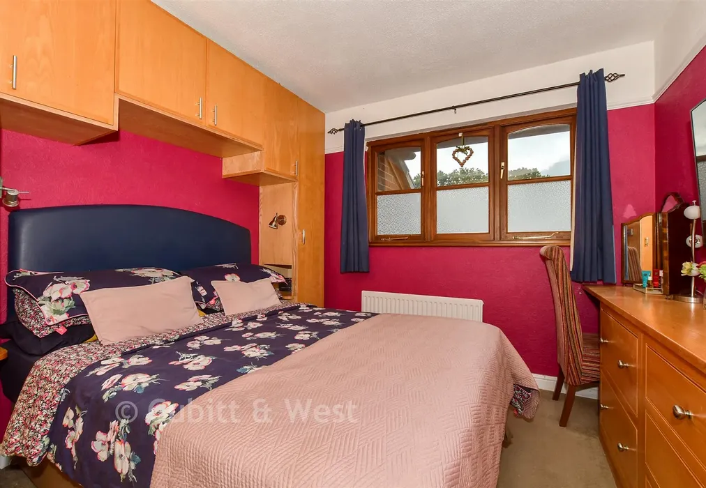Bedroom 1 - Singleton Road, Broadbridge Heath, West Sussex - Wards of Kent