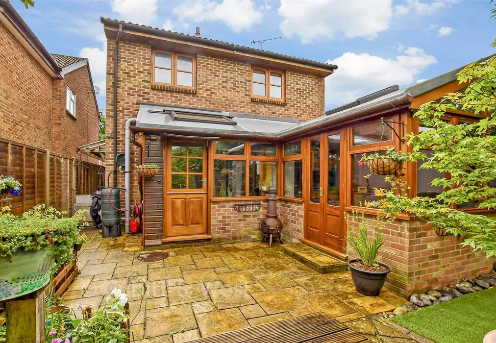 Rear Elevation - Singleton Road, Broadbridge Heath, West Sussex - Wards of Kent