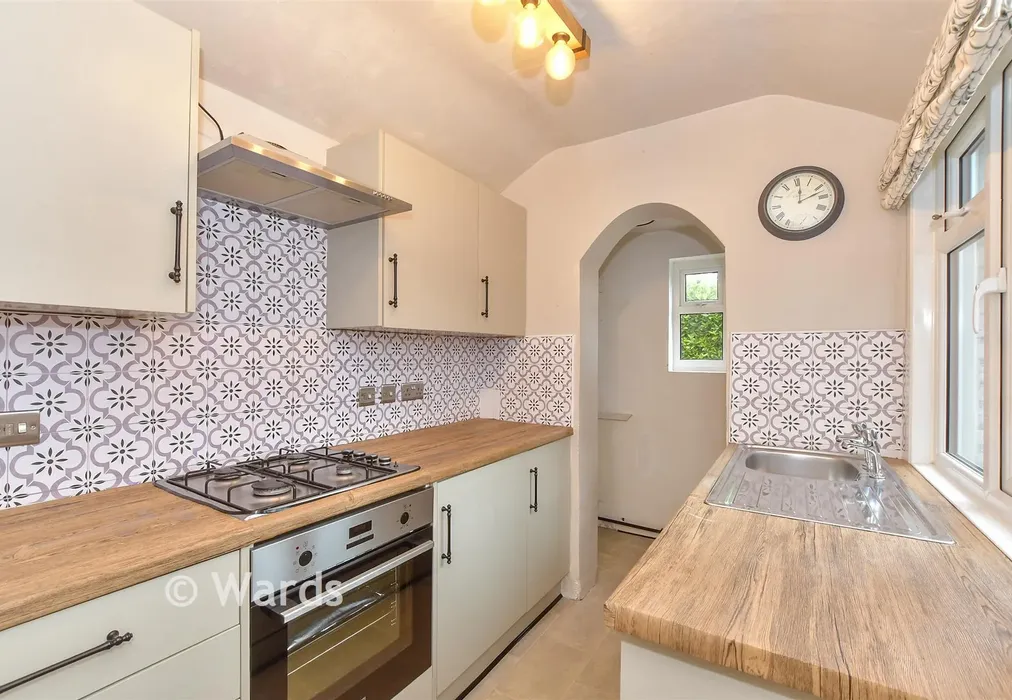 Kitchen - St. Andrew's Road, Littlestone, Kent - Wards of Kent