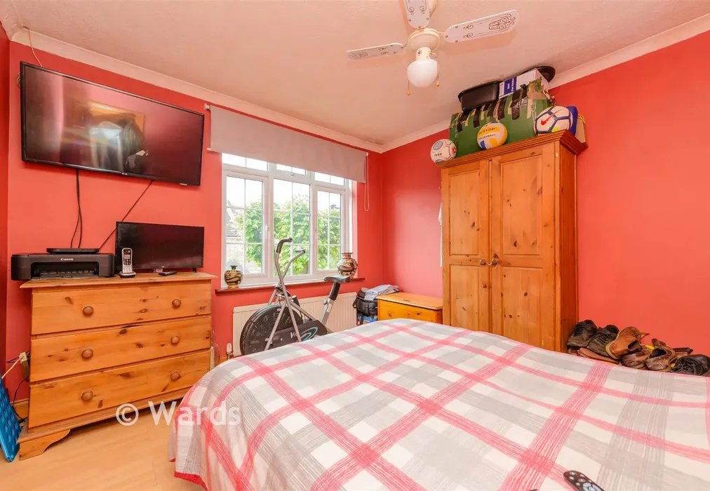 Bedroom 1 - St. Martin's Road, Dartford, Kent - Wards of Kent
