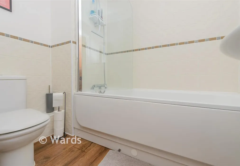 Bathroom - Baker Crescent, Trinity Fields, Dartford, Kent - Wards of Kent