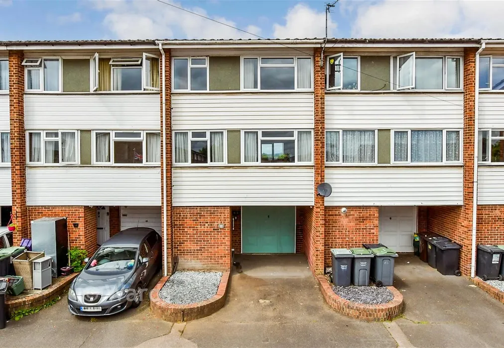 External (Web). - Kingfisher Road, Birds Estate, Larkfield, Kent - Wards of Kent