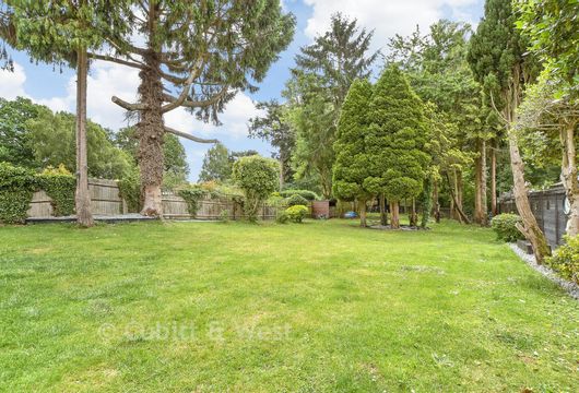 Woodroyd Gardens, Horley, Surrey - Wards of Kent