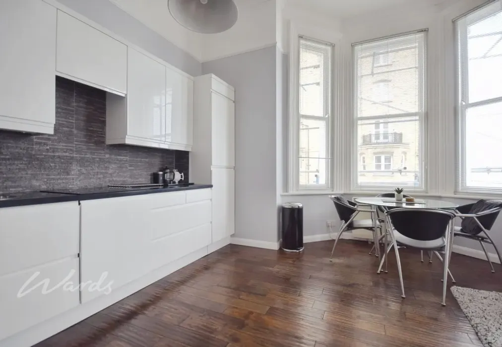 Vic house kitchen... - Victoria Parade Ramsgate CT11 - Wards of Kent
