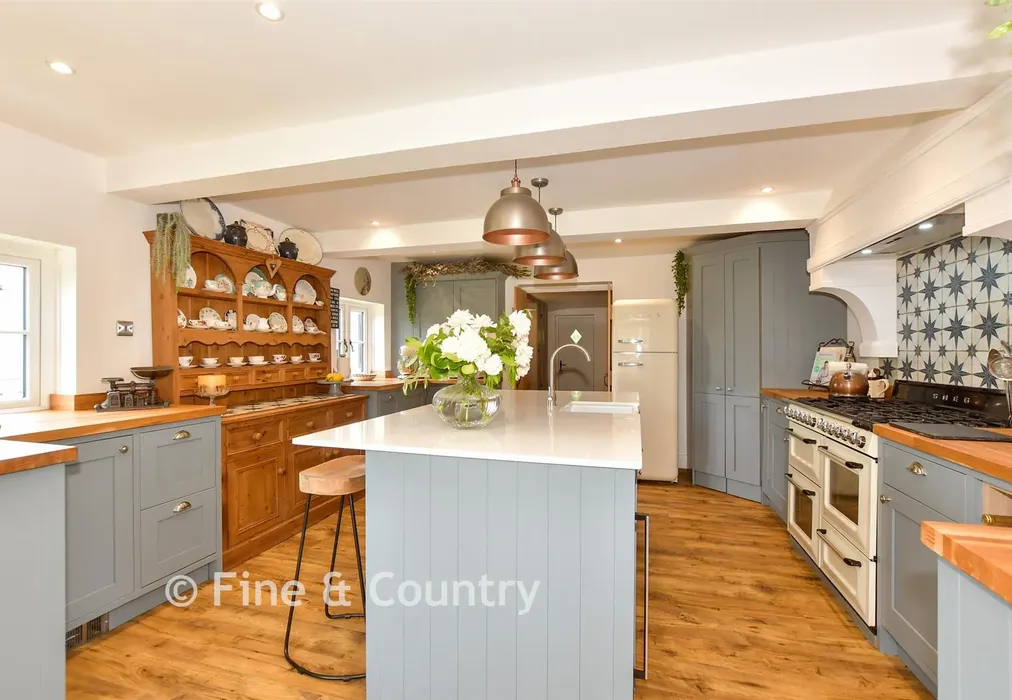Kitchen - Wick Lane, Woolage Green, Kent - Wards of Kent