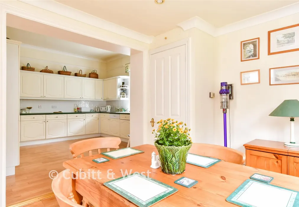 Breakfast Area* - Christchurch Road, Worthing, West Sussex - Wards of Kent