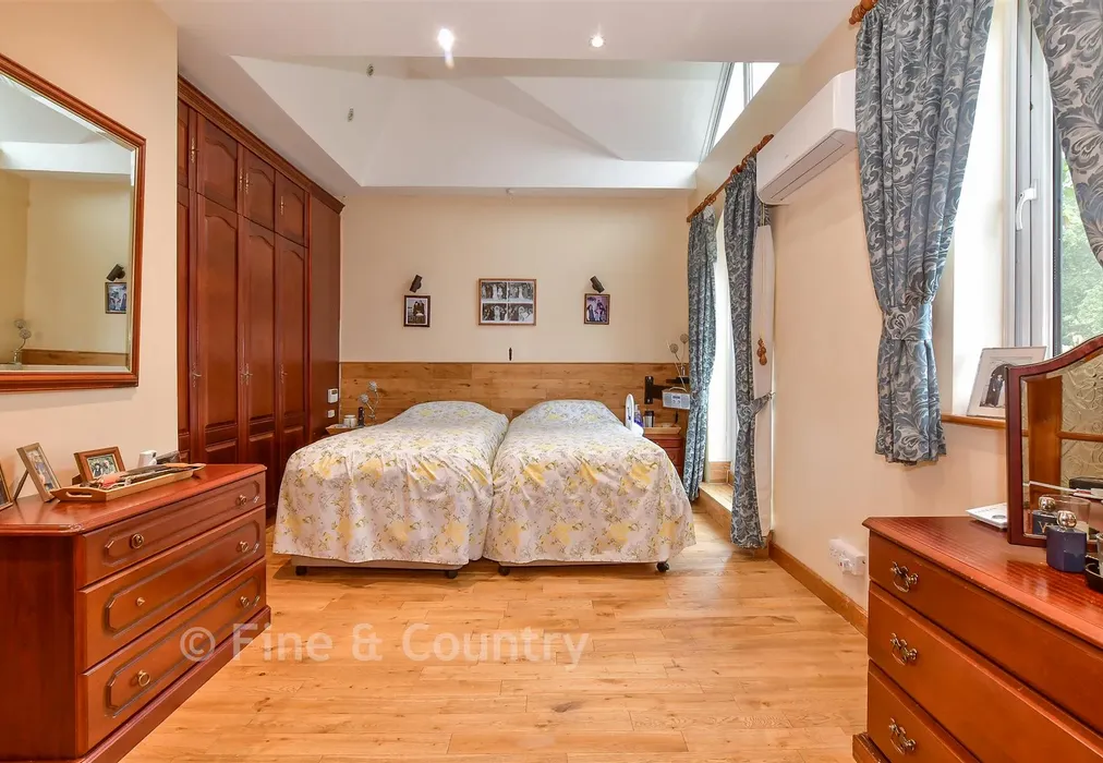 Main Bedroom - Hicks Forstal Road, Hoath, Canterbury, Kent - Wards of Kent