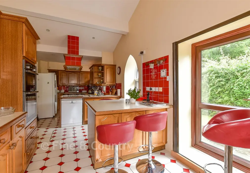 Kitchen - Hicks Forstal Road, Hoath, Canterbury, Kent - Wards of Kent