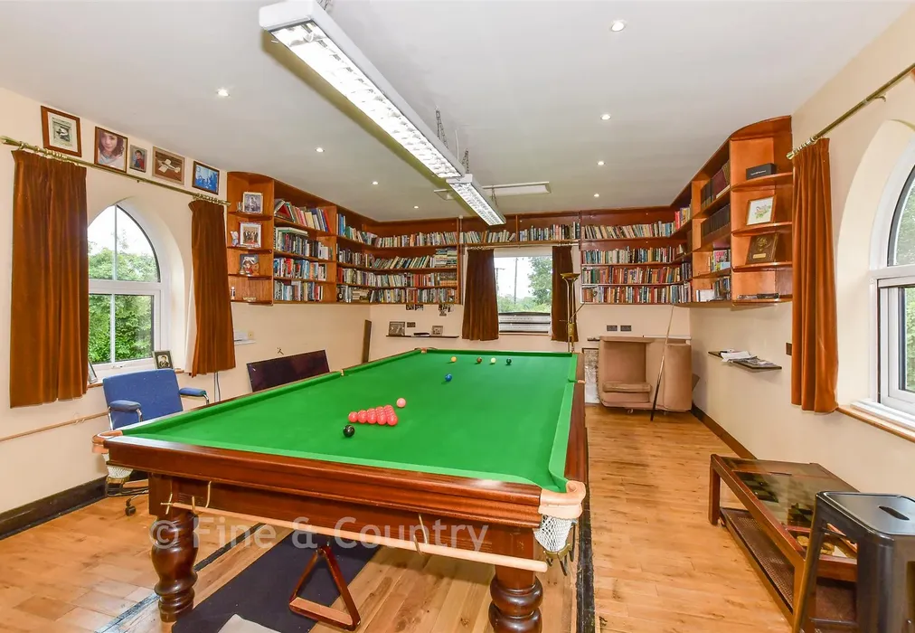 Games Room - Hicks Forstal Road, Hoath, Canterbury, Kent - Wards of Kent