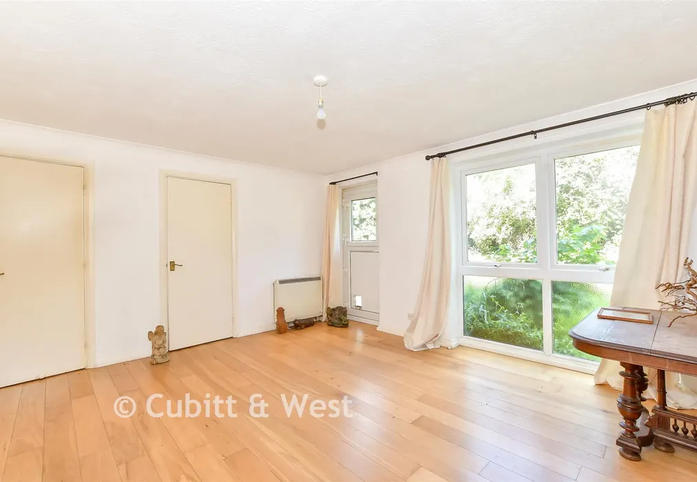 Lounge/Dining Room - Dial Close, Barnham, West Sussex - Wards of Kent