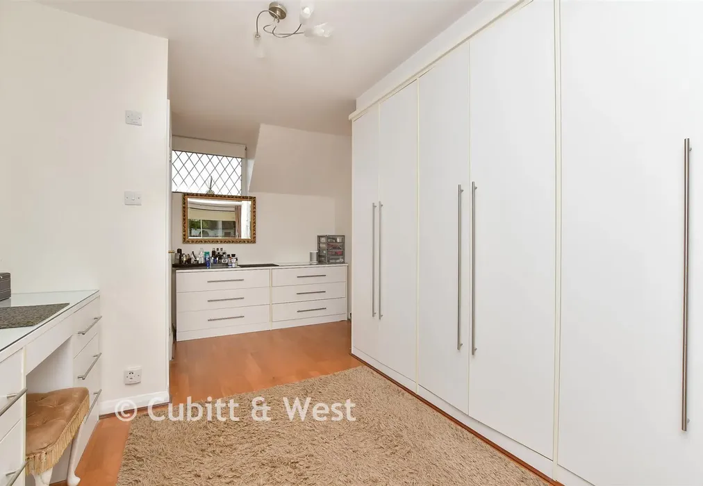 Bedroom 1 - Harefield Avenue, South Cheam, Surrey - Wards of Kent