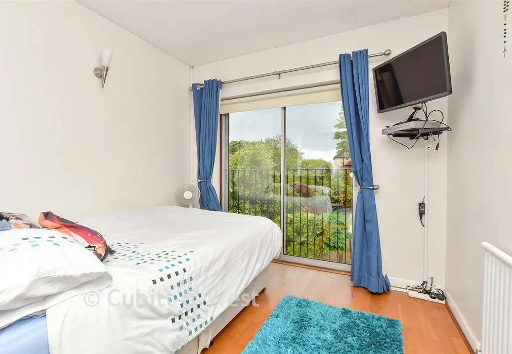 Bedroom 3 - Harefield Avenue, South Cheam, Surrey - Wards of Kent