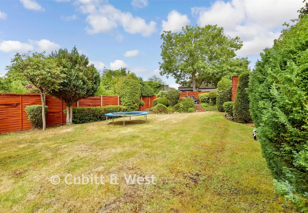 Rear Garden - Harefield Avenue, South Cheam, Surrey - Wards of Kent