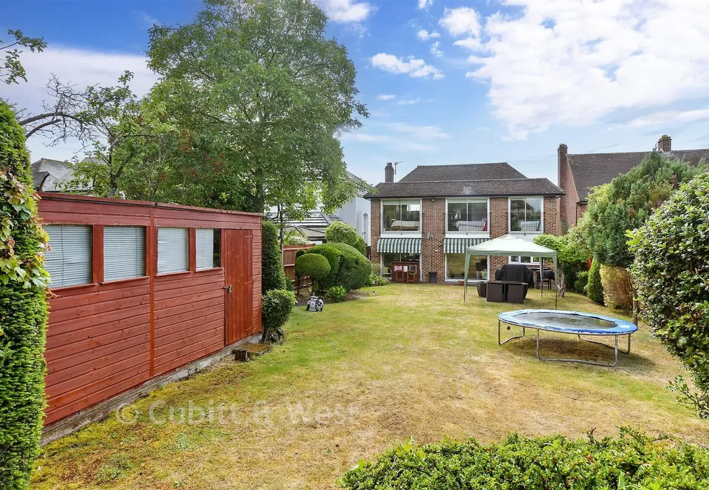 Rear Garden - Harefield Avenue, South Cheam, Surrey - Wards of Kent
