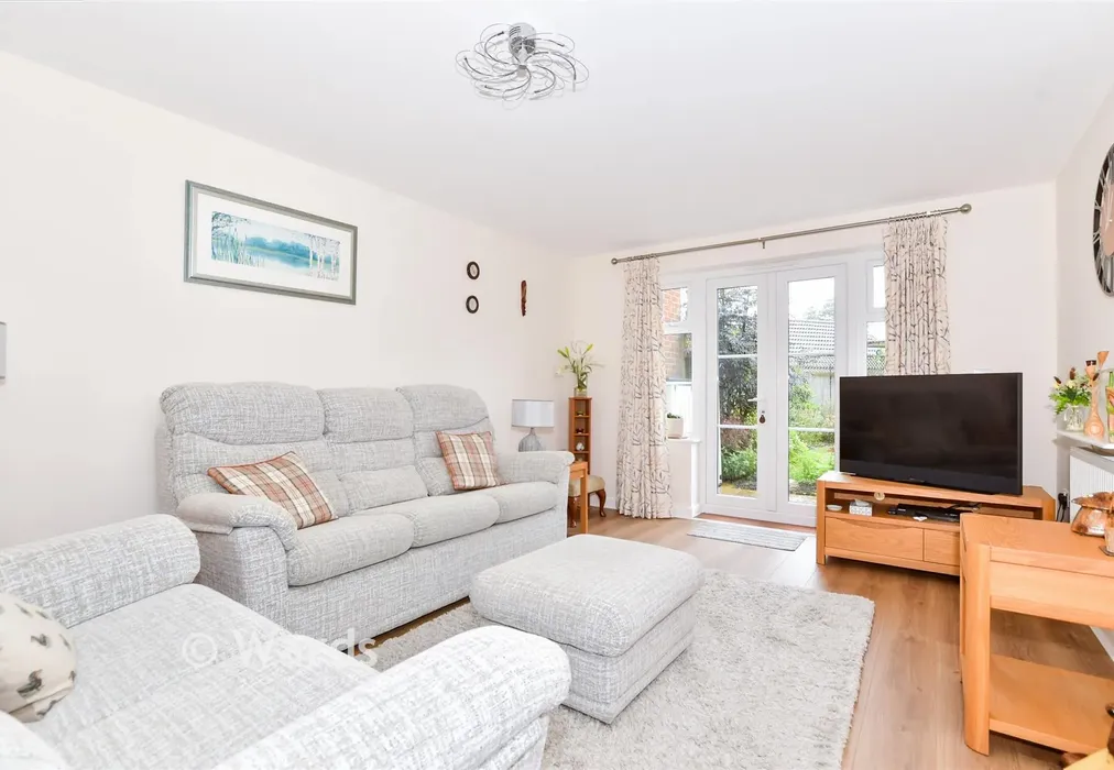 Lounge - The Farrows, Maidstone, Kent - Wards of Kent