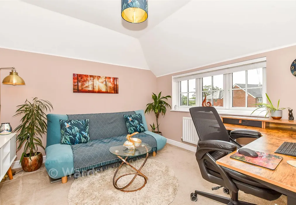 Bedroom 2 - Little Threads, Maidstone, Kent - Wards of Kent