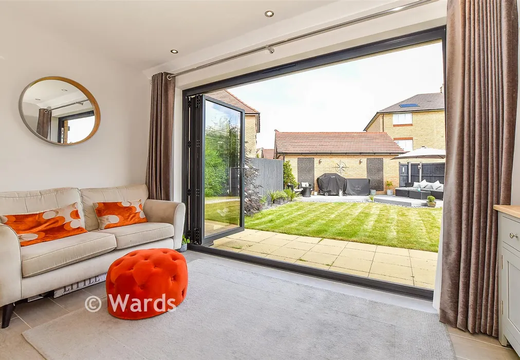 Kitchen/ Diner - Little Threads, Maidstone, Kent - Wards of Kent